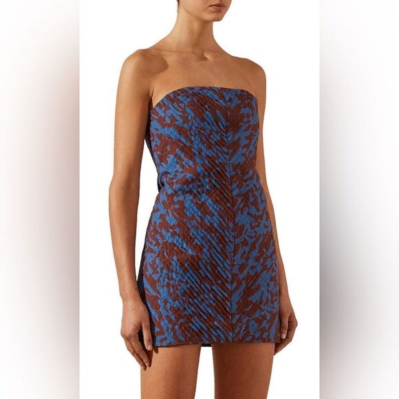 Shona Joy
Catia Strapless Pleated Mini Dress Size M
Pristine Condition! - Picture 2 of 7